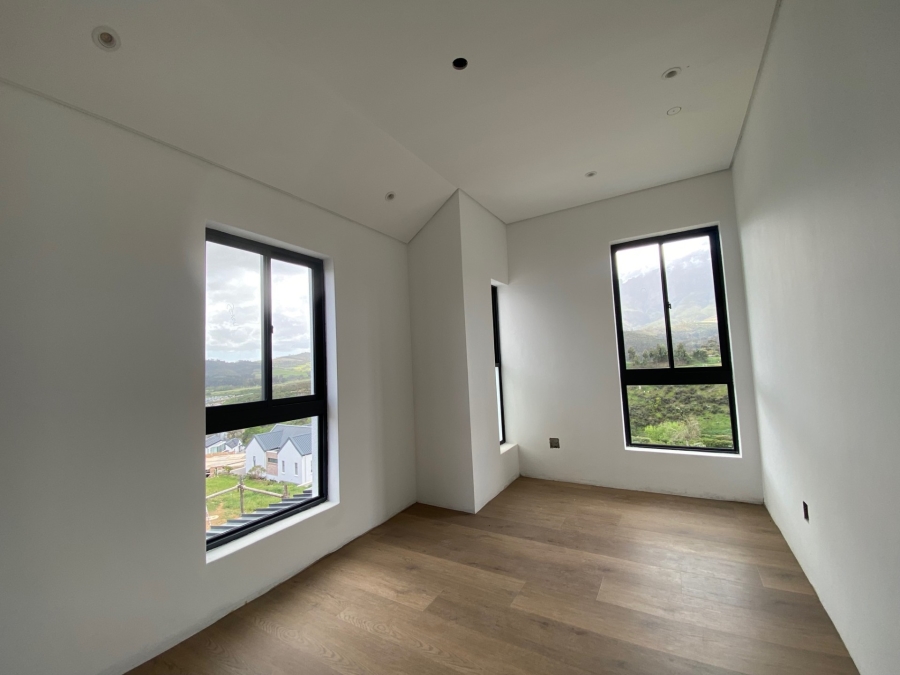 3 Bedroom Property for Sale in La Roche Western Cape